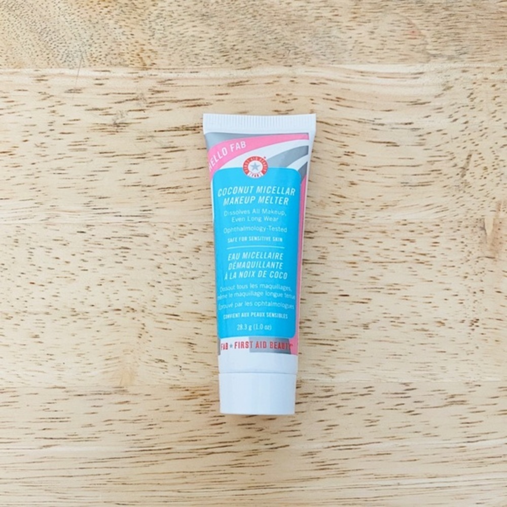 🎀2/20🎀 28.3 G First Aid Beauty Coconut Micellar Makeup Melter Mini